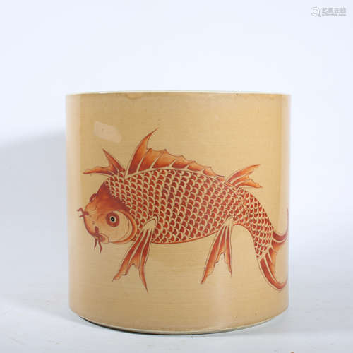 Qing Dynasty pastel fish pattern pen holder