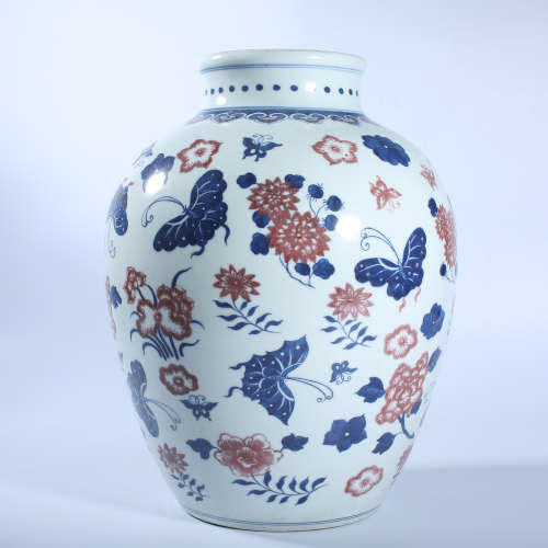 Qing Dynasty blue and white underglaze red pot