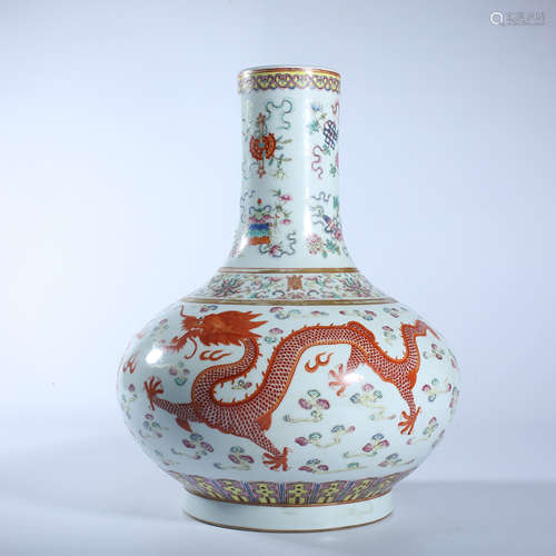 Qing Dynasty pink dragon and Phoenix bottle