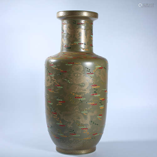 Dragon shaped mallet bottle with tea powder glaze in Qing Dy...