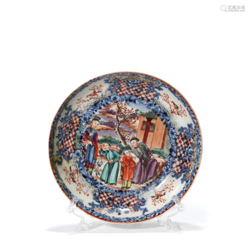 A Famille Rose Figures Porcelain Plate