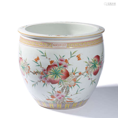 A Famille Rose Floral Porcelain Vat