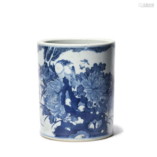 A Blue and White Floral Porcelain Brush Pot