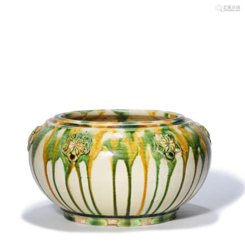 A Tricolour Porcelain Jar