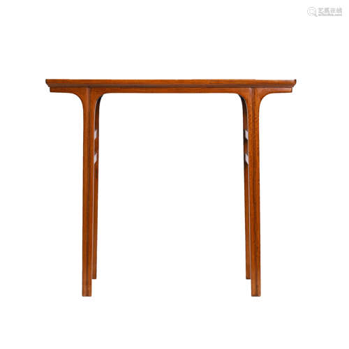 A Wood Flat Table