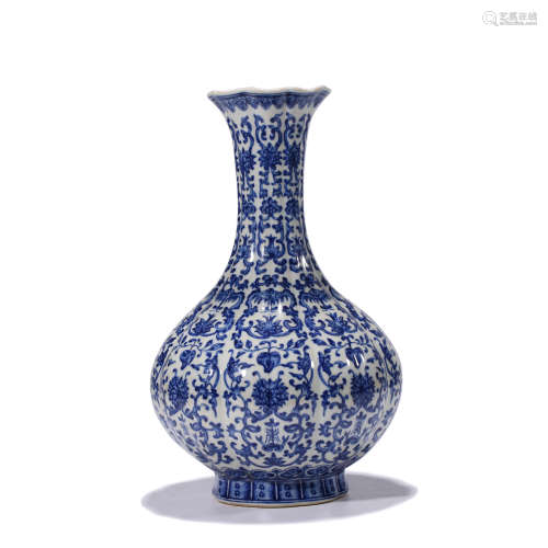 A Blue and White Twining Lotus Pattern Porcelain Melon Shape...