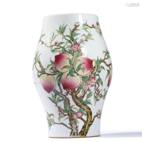 A Famille Rose Peach Pattern Porcelain Vase