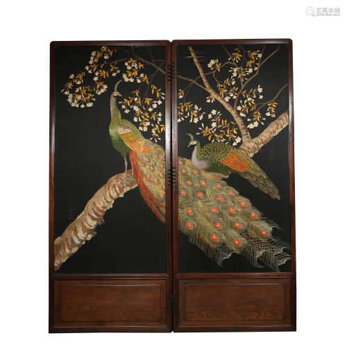 A Chinese Peacock Embroidery Foldable Screen