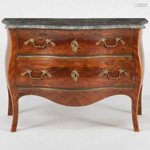 Commode, Berne XVIIIe s Deux tiroirs, palissandre, bois frui...