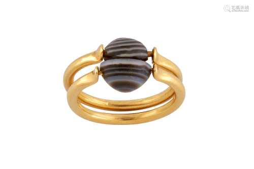 Pippa Small | A pair of banded agate rings, 2014