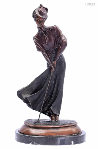 Bronze sculpture of a golf star