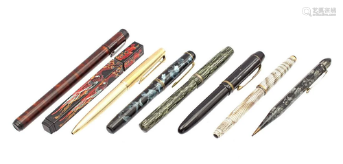 8 pens/fountain pens