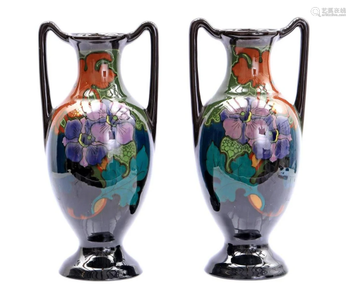 2 Regina Gouda earthenware vases