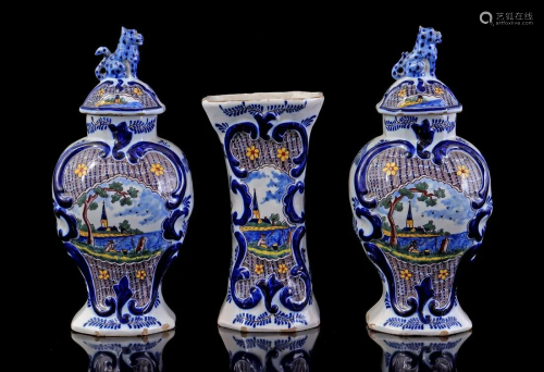 Delft 3-piece earthenware garniture