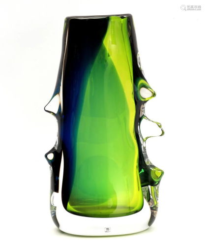 Mats Jonasson glass decorative object