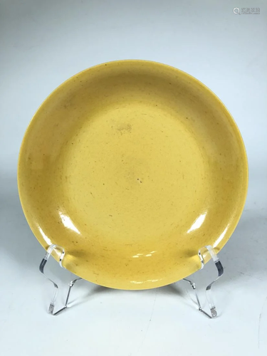 YELLOW GLAZED PORCELAIN PLATE