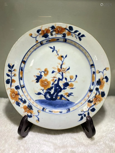 EXPORT PORCELAIN FAMILLE ROSE FLORAL PLATE