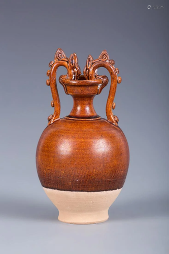 GONGXIAN KILN SOY GLAZED DRAGON-EAR VASE