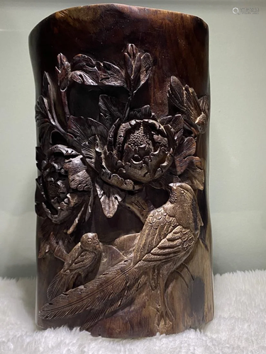 FLOWER-RELIEFS HARDWOOD CARVING BRUSH POT