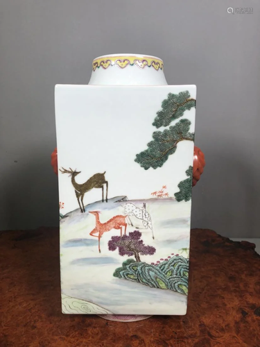 FAMILLE ROSE 'DEERS' SQUARE PORCELAIN VASE