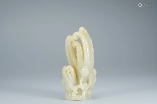 OPENWORK CREAMY JADE CARVING OF FINGER CITRON