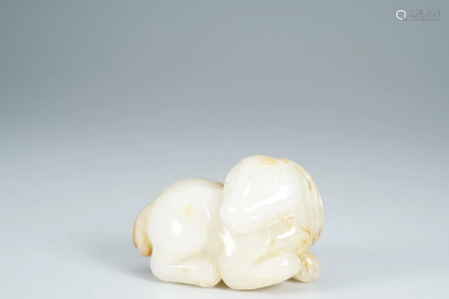 RUSSET JADE CARVING OF A RABBIT