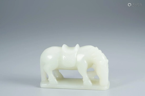 WHITE JADE CARVING OF A HORSE