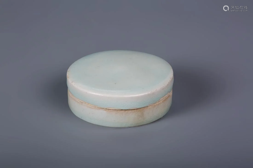 HUTIAN KILN LIDDED PORCELAIN INKSTONE