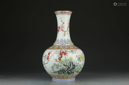 FAMILLE ROSE 'POMEGRANATE AND CHRYSANTHEMUM' VASE