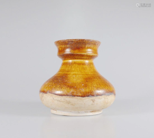 GOLDEN YELLOW PORCELAIN POT WITH FLARED RIM