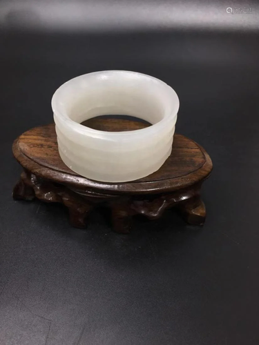 AN IMITATION HAN DYNASTY JADE HAIR HOOP