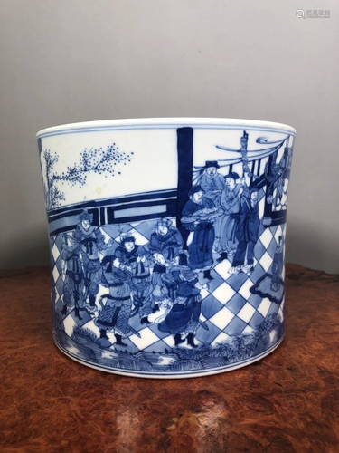 BLUE AND WHITE 'FIGURES' BRUSH POT