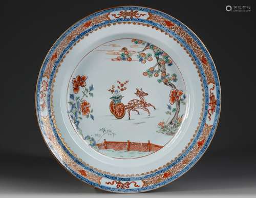 A CHINESE FAMILLE VERTE-IMARI STYLE PLATE WITH A DEER, 18TH ...