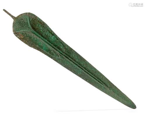 A LURISTAN BRONZE SWORD/DAGGER BLADE, 1ST MILLENIUM BC