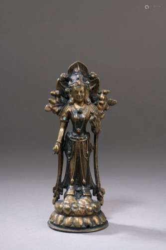 TIBET - XIIIe/XIVe siècle Statuette en laiton de Prajnaparam...