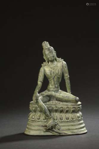 TIBET - XVIIIe siècle Statuette en bronze à patine verte de ...