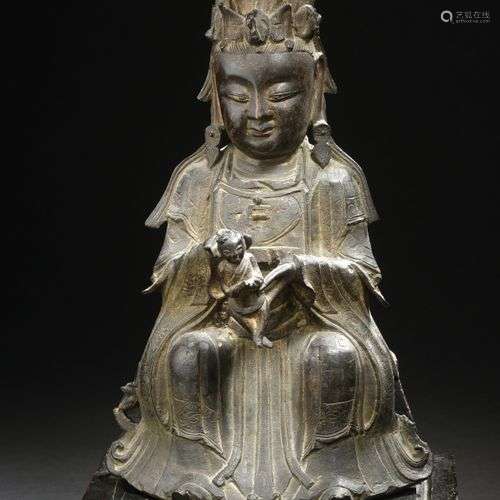 CHINE - Époque MING (1368 - 1644) Statuette de Guanyin assis...