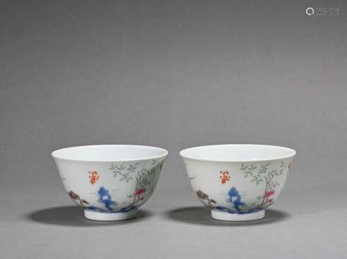 A pair of famille-rose cup