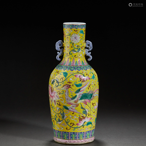 CHINESE FAMILLE ROSE PORCELAIN VASE,QING DYNASTY