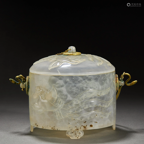 CHINESE AGATE BOX AND COVER,LIAO/JIN DYNASTY