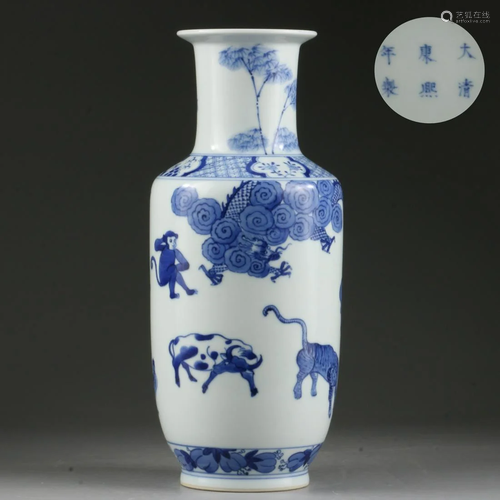 CHINESE BLUE AND WHITE PORCELAIN VASE,QING DYNASTY