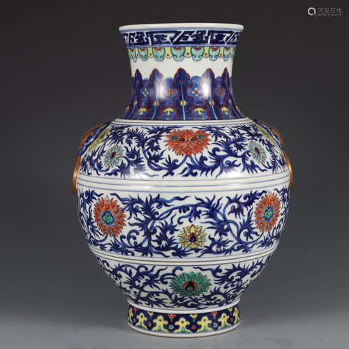 CHINESE FAMILLE ROSE PORCELAIN VASE,QING DYNASTY