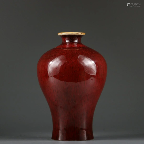 CHINESE COPPER-RED PORCELAIN VASE,QING DYNASTY