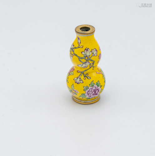 Copper Snuff Bottle with Painted Enamel and Yellow