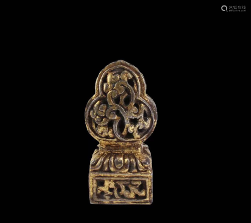 A Tibetan Gilt Bronze Seal, 17th C