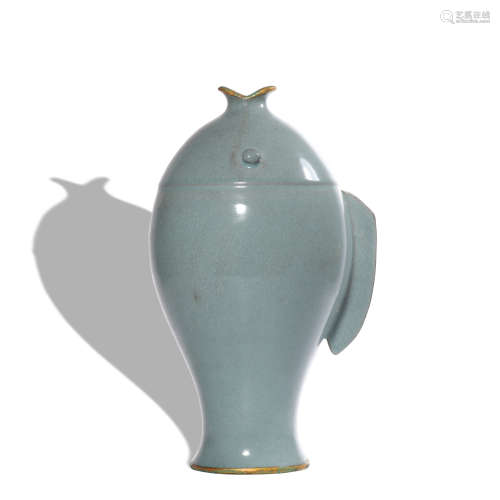 A celadon-glazed 'fish' vase