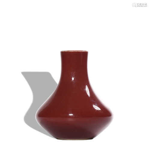 A peachbloom-glazed vase