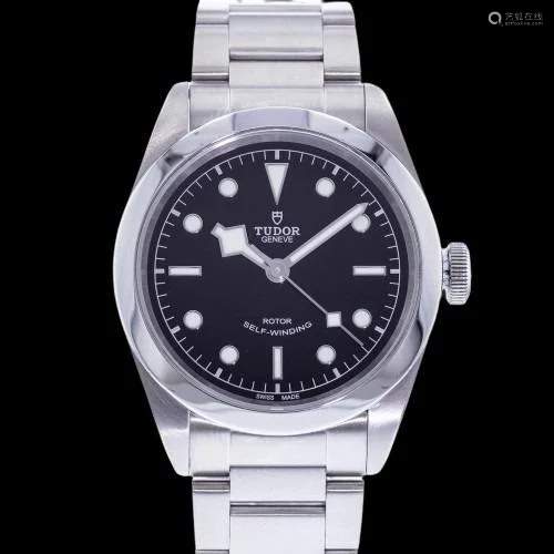 Tudor Heritage Black Bay