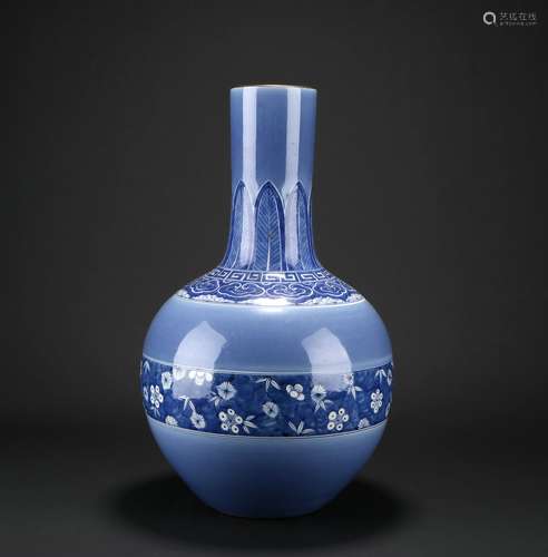 Chinese Blue Glazed Blue And White Porcelain Bottle