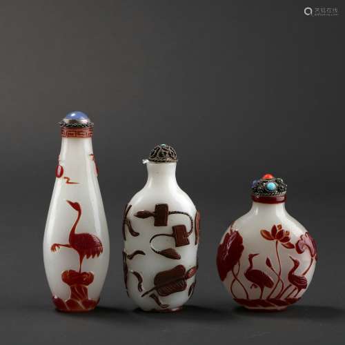 Chinese A Set Of Glass Snuff Bottles